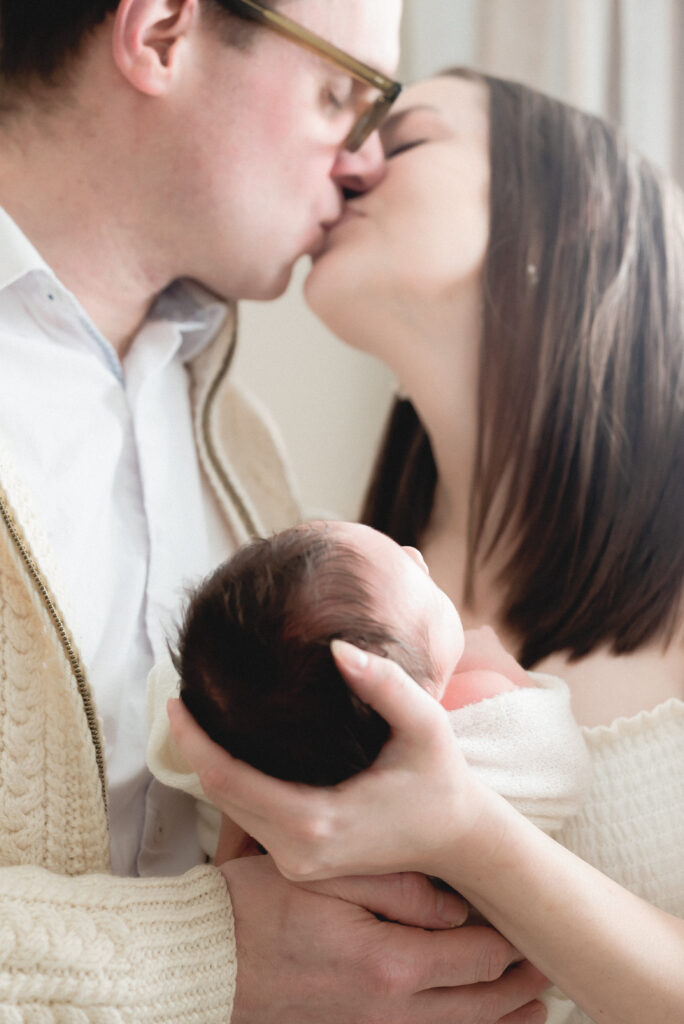 Ottawa newborn photos in the comfort of your home