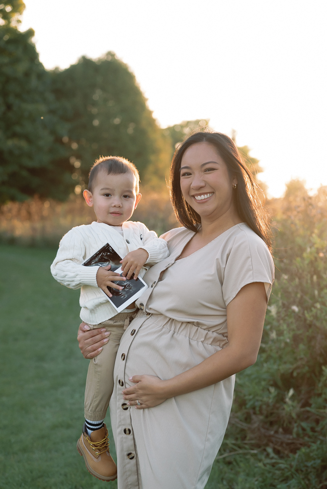 ottawa maternity photographer